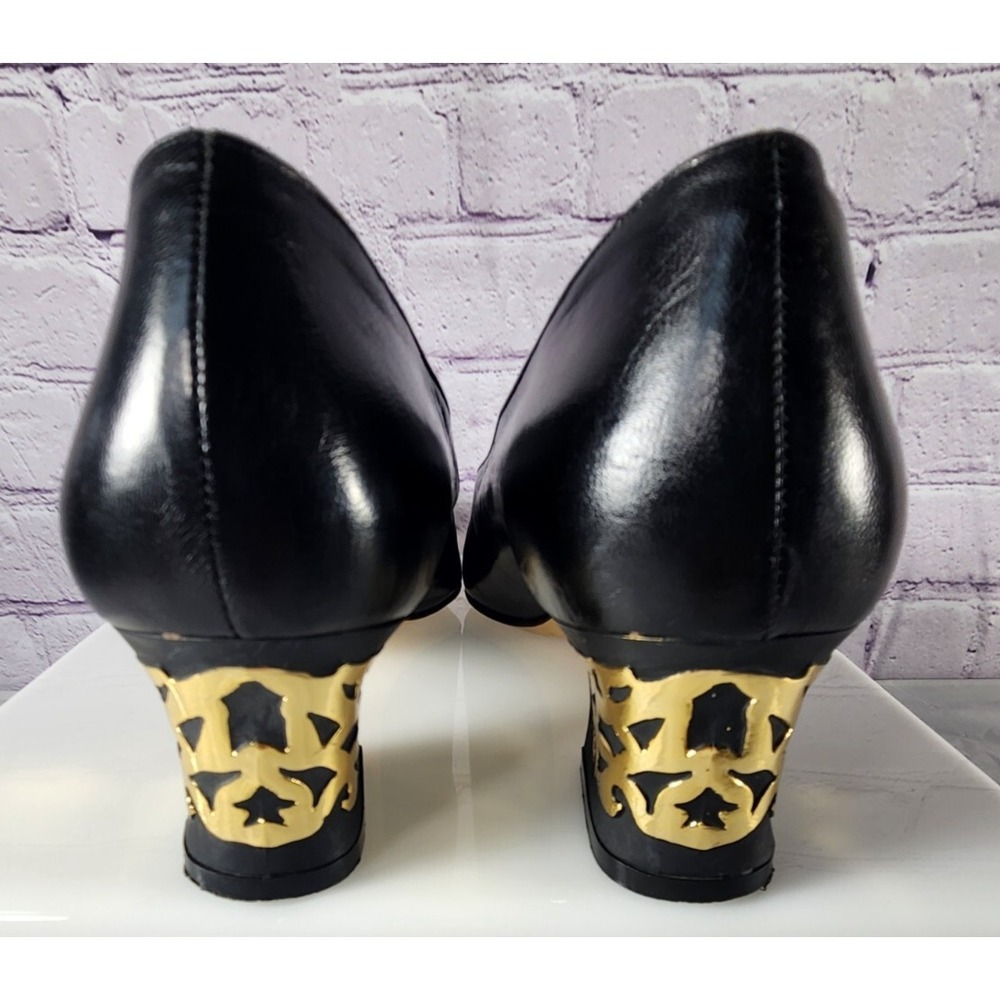 Joel Parker Black Leather Gold Accent On Heels Made In Italy Size 8 Stylish